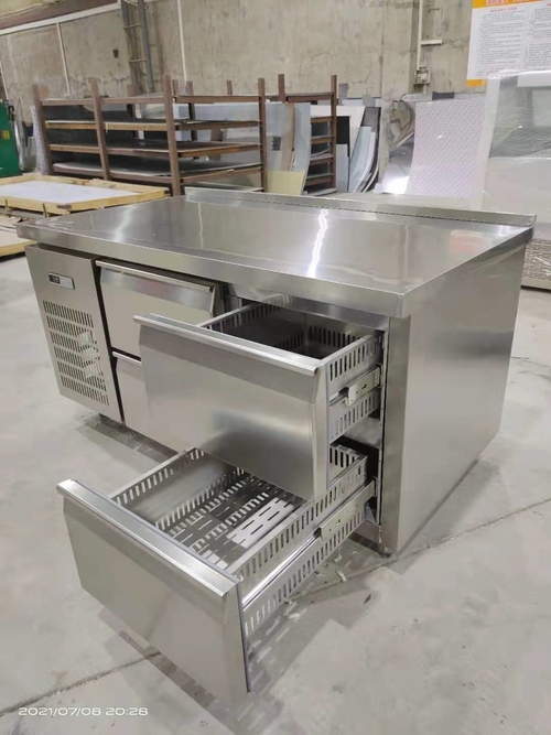 mais recente caso da empresa sobre Personalizado! Refrigerador 5ft de Undercounter de 4 gavetas para o cliente ucraniano