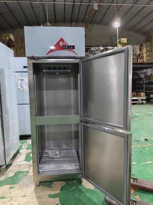 Frigorífico comercial vertical Fano de refrigeração Cozinha Frigorífico auto-fechado para restaurante