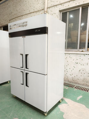 Frigorífico vertical comercial de 4 portas de aço inoxidável Frigorífico de arrecadação Frigorífico de padaria com bandejas
