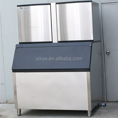 Máquina de fazer gelo em cubos comercial 681kg/dia com refrigeração a água 220V