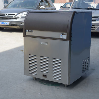 O quadrado cristalino dá forma ao fabricante comercial do cubo de gelo 220V